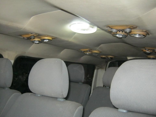 ขายรถตู้ สภาพดี toyota 65,000