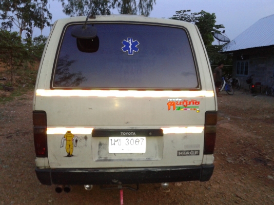 ขายรถตู้ สภาพดี toyota 65,000