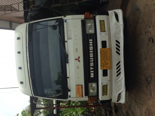 ขายสปอยเลอร์บนหลังคาและสปอยเลอร์ใต้กันชน