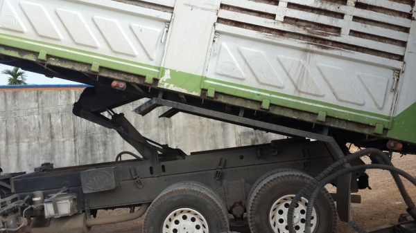 2300000 จัดแนนซ์ได้ 1800000 Isuzu 320 hp.. ปี 51ดั๊ม สามมิตร มีระบบลากพ่วง ที่ด้านบนข้างเคปเก็บสีนิดเดียว 2300000 จัดแนนซ์ได้ 1800000 Isuzu 320 hp.. ปี 51ดั๊ม สามมิตร มีระบบลากพ่วง ที่ด้านบนข้างเคปเก็บสีนิดเดียว