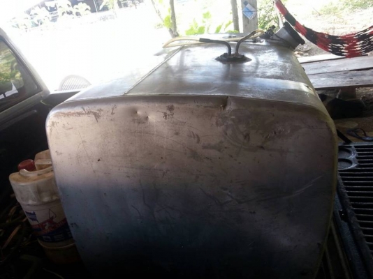 ขายถังน้ำมัน สิบล้อสนใจติดต่อได้ที่ 089-9198420