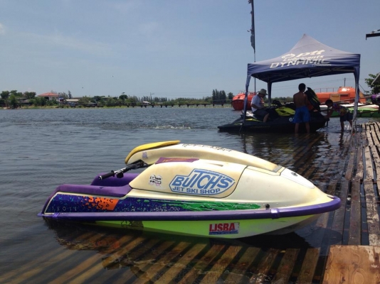 ขายเจ็ทสกียืนเก่าญี่ปุ่นครับ