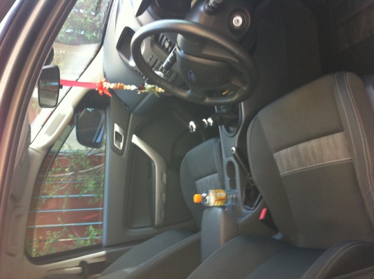 ขาย  ฟอร์ด  เรนเจอร์ XLT  4 ประตู  ปี 2012 ปลายปี มือแรกป้ายแดง คู่มือครบ