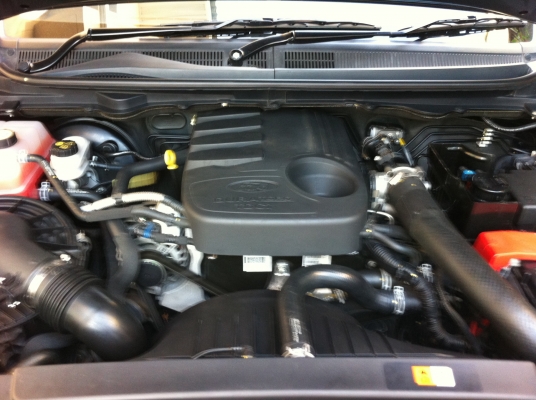 ขาย  ฟอร์ด  เรนเจอร์ XLT  4 ประตู  ปี 2012 ปลายปี มือแรกป้ายแดง คู่มือครบ