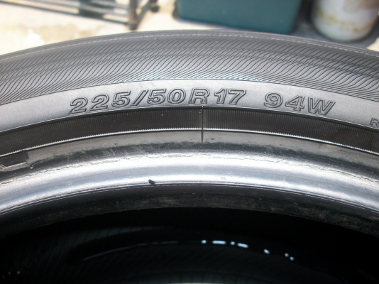 ยางรถยนต์ ขอบ 17