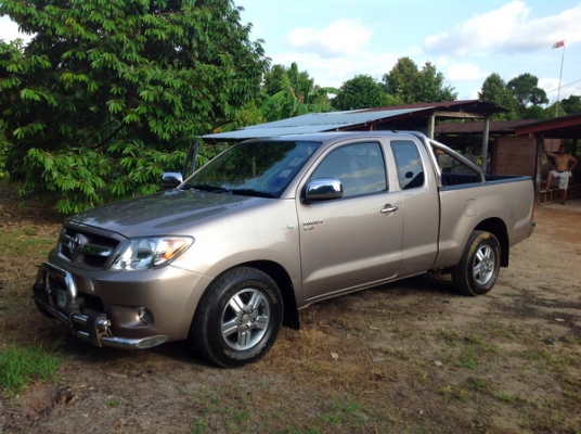 ขายครับ TOYOTA Vigo ตัวท๊อป(รุ่นG) ปี 2005