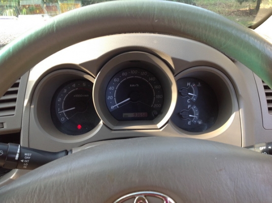 ขายครับ TOYOTA Vigo ตัวท๊อป(รุ่นG) ปี 2005