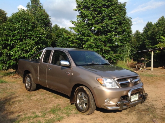 ขายครับ TOYOTA Vigo ตัวท๊อป(รุ่นG) ปี 2005