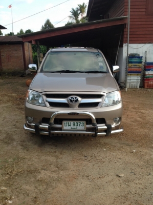 ขายครับ TOYOTA Vigo ตัวท๊อป(รุ่นG) ปี 2005