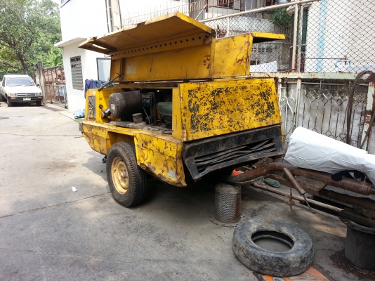 ขายเครื่องปั้มลม Atlas XA175 8.5 bar สตร์าทติด ลมออก มี 2 เครื่องครับ ขายเครื่องปั้มลม Atlas XA175 8.5 bar สตร์าทติด ลมออก มี 2 เครื่องครับ