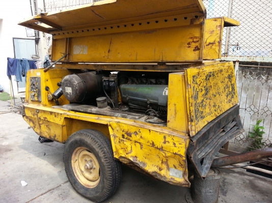 ขายเครื่องปั้มลม Atlas XA175 8.5 bar สตร์าทติด ลมออก มี 2 เครื่องครับ ขายเครื่องปั้มลม Atlas XA175 8.5 bar สตร์าทติด ลมออก มี 2 เครื่องครับ