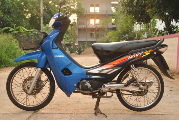 ขาย honda wave100s ดีสเบรค ทะเบียนโอน สีน้ำเงินดำ รถเดิม สภาพพร้อมใช้งาน เครื่องแห้งๆ ไม่มีซึม ไฟออกทุกดวง ราคา 12,500 บาท ดูรถได้ที่หลังมอขอนแก่น สนใจสอบถามรายละเอียดเพิ่มเติม 086-63853898 ขาย honda wave100s ดีสเบรค ทะเบียนโอน สีน้ำเงินดำ รถเดิม สภาพพร้อมใช้งาน เครื่องแห้งๆ ไม่มีซึม ไฟออกทุกดวง ราคา 12,500 บาท ดูรถได้ที่หลังมอขอนแก่น สนใจสอบถามรายละเอียดเพิ่มเติม 086-63853898