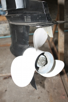 เครืองเรือเมิอคิวลี่150แรง