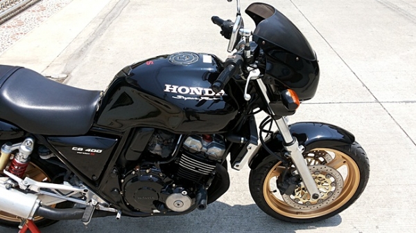 ขาย Cb400 version R ปี96 ไฟเหลียม ทะเบียน ขาย Cb400 version R ปี96 ไฟเหลียม ทะเบียน