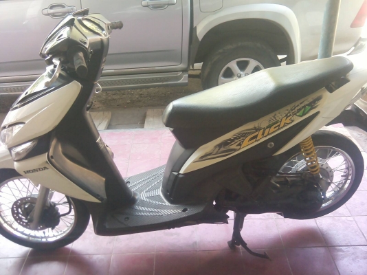 ฮอนด้าคลิ๊ก9000