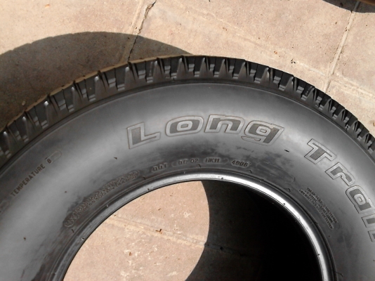 ขอบ 15  BF Goodrich long trail T/A  tour มี 2 เส้น T.081-427-3941