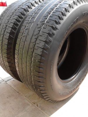 ขอบ 15  BF Goodrich long trail T/A  tour มี 2 เส้น T.081-427-3941