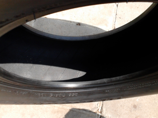 ขอบ 15  BF Goodrich long trail T/A  tour มี 2 เส้น T.081-427-3941