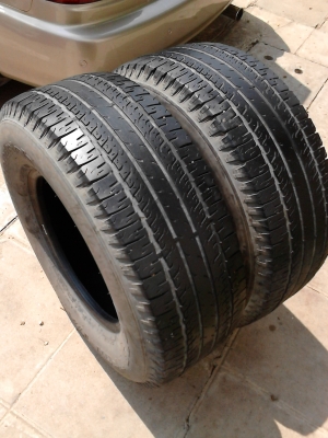 ขอบ 15  BF Goodrich long trail T/A  tour มี 2 เส้น T.081-427-3941