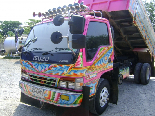 ขายรถ 6 ล้อดั้มNPR หัวการ์ตูน ปี39 รถห้างแท้ เปลี่ยนเครื่อง 6BD1 เกียรล็อกกี้ หน้า-หลัง F เบรกทิฟฟี่ พวงมาลัยเพาวเวอร์ แอร์เย็น สภาพพร้อมใช้งาน