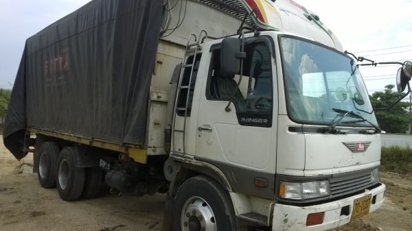 HINO KT92010ล้อเพลาเดียว รถสภาพสวยๆหัวสิงห์ไฮเทค เครื่อง195แรง ช่วงล่างZM ช่วงล่างใหญ่