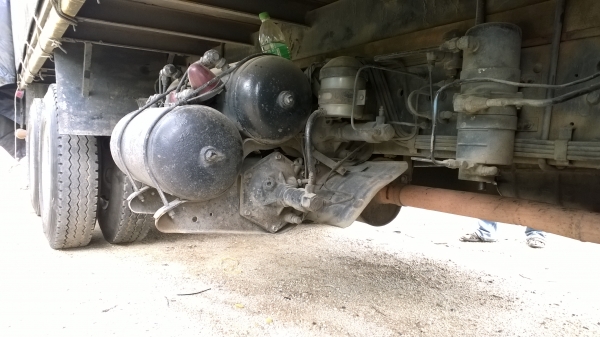 HINO KT92010ล้อเพลาเดียว รถสภาพสวยๆหัวสิงห์ไฮเทค เครื่อง195แรง ช่วงล่างZM ช่วงล่างใหญ่