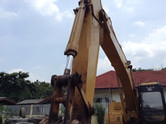 ขายรถแบคโฮ CAT320Cรถห้างแกะกล่องใช้งานน้อยอุปกรณ์ไฟฟ้าครบ ....1900000บาท