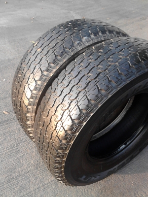ขอบ 15     255/70R15 BRIDGE STONE DUELER H/T 840   มี  1 คู่  TEL.081-427-3941