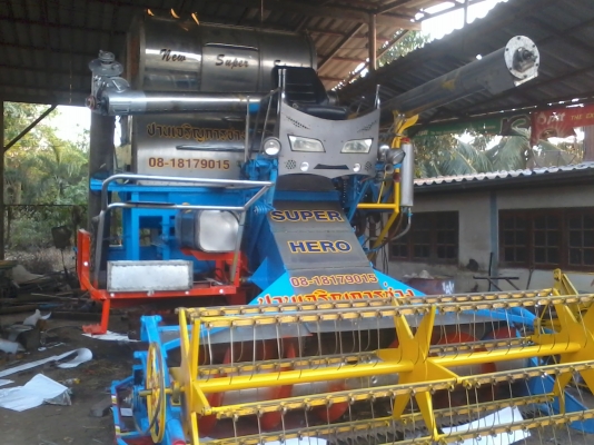 ขายรถเกี่ยวข้าวปานเจริญสวยๆเกี่ยวได้เลยไม่ต้องซ่อมอีก