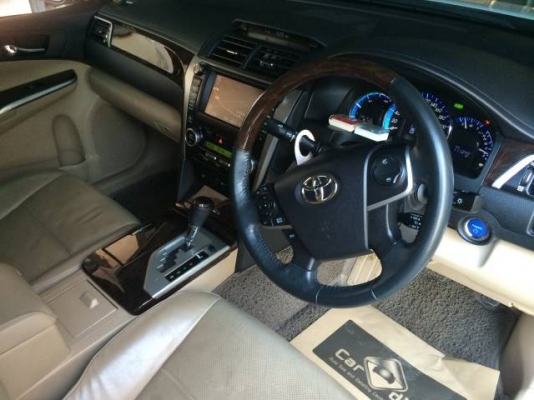 ขายรถบ้าน TOYOTA CAMRY hybrid 2.5 รุ่นTOP ปลายปี2012 (เจ้าของขายเอง) ขายรถบ้าน TOYOTA CAMRY hybrid 2.5 รุ่นTOP ปลายปี2012 (เจ้าของขายเอง)