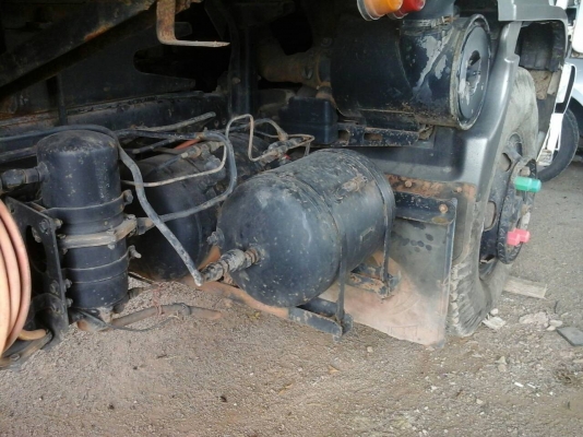 HINO FM3H NKA 10ล้อดั้ม ปี*39 เก็บสีสวย วางเครื่อง210แรงJO8C คัสซีสวย....