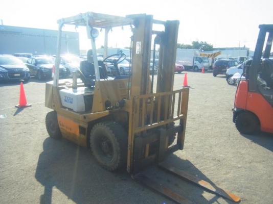 ขายฟอร์คลิฟต์ TCM  2.5 TON   เสา 3 M , เกียร์ MT, ( ติดตั้งแก๊สฟรีมูลค่า 15,000  )  เดิมแท้จากญี่ปุ่น !!!!!!   สีเดิมและตัวถังสภาพเดิมจากญี่ปุ่น