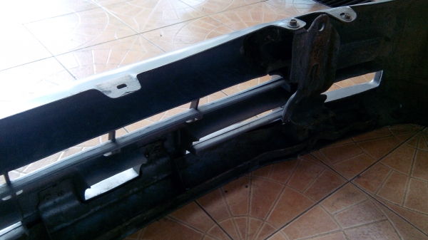 รถกระบะ มีเคป จดทะเบียนปี 2543 เเอร์วิทยุ เเอร์เย็น มี เเม็ก เครื่อง 2800 กันชนอลูมิเนียม เเถมกันชนพลาสติก