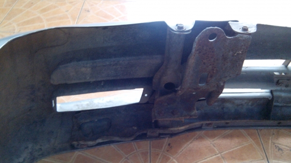 รถกระบะ มีเคป จดทะเบียนปี 2543 เเอร์วิทยุ เเอร์เย็น มี เเม็ก เครื่อง 2800 กันชนอลูมิเนียม เเถมกันชนพลาสติก