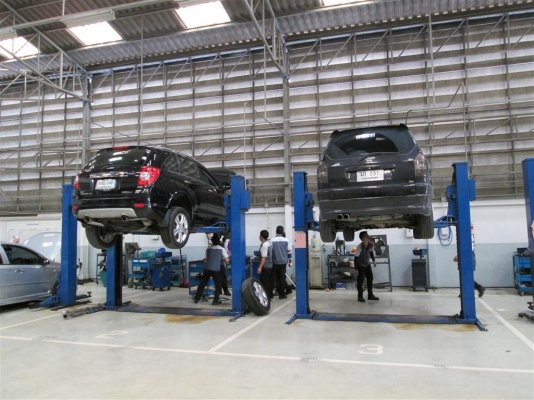 ขายลิฟท์ขึ้นรถสองเสาราคาถูก