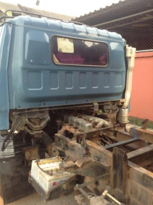 ขายรถ ISUZU NPR 6 ล้อดั๊ม ห้างแท้ ปี37  เครื่อง185 แรง ช่วงล่างใหญ่ เกียร์ใหญ่ ราคา 500,000 บาท