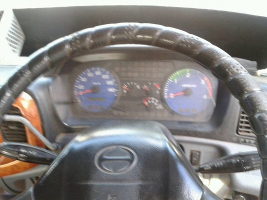 รถฮีโน่ 10 ล้อ หัวลาก 260 แรงม้า. ปี 47  ( ขายแม่ , ลูก )   สนใจติ ดต่อ 081 - 6079515