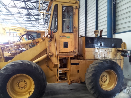 KOMATSU 510 (กรองคู่)รถตักเก่าญี่ปุ่น พร้อมใช้งาน ติดต่อ 098-246-3778 น๊อคครับ KOMATSU 510 (กรองคู่)รถตักเก่าญี่ปุ่น พร้อมใช้งาน ติดต่อ 098-246-3778 น๊อคครับ