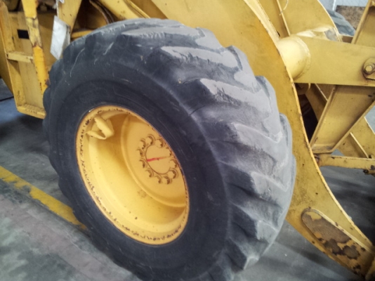 KOMATSU 510 (กรองคู่)รถตักเก่าญี่ปุ่น พร้อมใช้งาน ติดต่อ 098-246-3778 น๊อคครับ KOMATSU 510 (กรองคู่)รถตักเก่าญี่ปุ่น พร้อมใช้งาน ติดต่อ 098-246-3778 น๊อคครับ