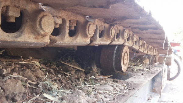 ***ขายแล้วครับขอบคุณ Truck2hand (มีคลิป)ขาย แบคโฮ KOMATSU PC120-2 ปั้มเดิม เครื่องISUZU 165 เครื่องแน่นแห้งดีแรง ไม่เยิ้ม ปั้มดีแน่น บูมอาร์มรุ่น3สวยไม่ปะไม่ดาม ช่วงล่างใหญ่ดี เอวใหญ่แน่นดีไม่แตก บูท โรลเลอร์ ใบแทรก สภาพดี โซ่หนาดี ระบบไฟทำใหม่ บอดี้ดีสีส