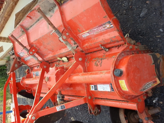 โรตารี่ตราช้าง RX182F พร้อมยอยปั่น เดิมๆ  ซื้อใหม่มา 64000 บาท