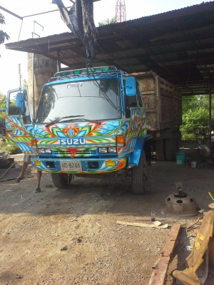 ต้องขายสิบล้ออีซูซุ สองเพลากระบะดั๊ม เพลาโบกี้ใหญ่ เครื่องส้ม เครื่อง 6BG1  185 แรง (081-9426261,089-8044385)