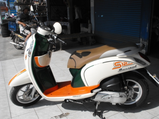 ขาย Honda Scoopy I  รุ่่น S-12 ล้อแม็ก ปี พย.55 สภาพดีเดิมๆ