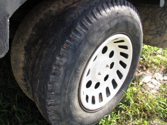 หัวยาว 6 ล้อ ISUZU TXD50 ดั้มพ์