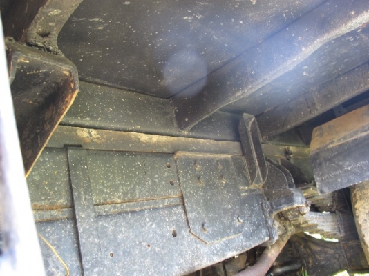 หัวยาว 6 ล้อ ISUZU TXD50 ดั้มพ์