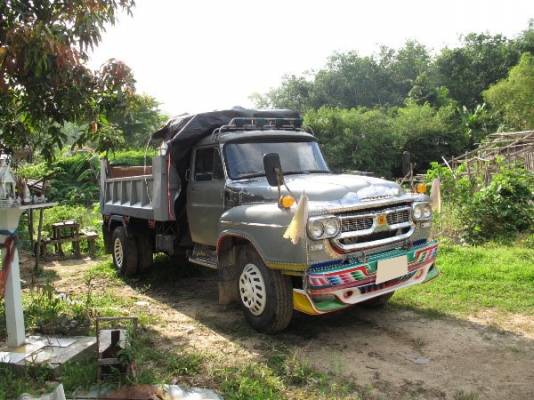 หัวยาว 6 ล้อ ISUZU TXD50 ดั้มพ์