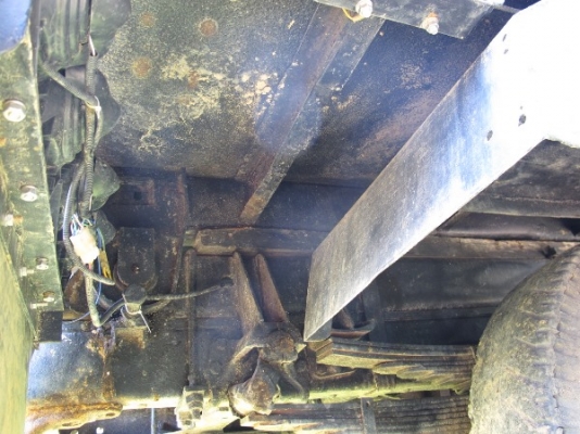 หัวยาว 6 ล้อ ISUZU TXD50 ดั้มพ์