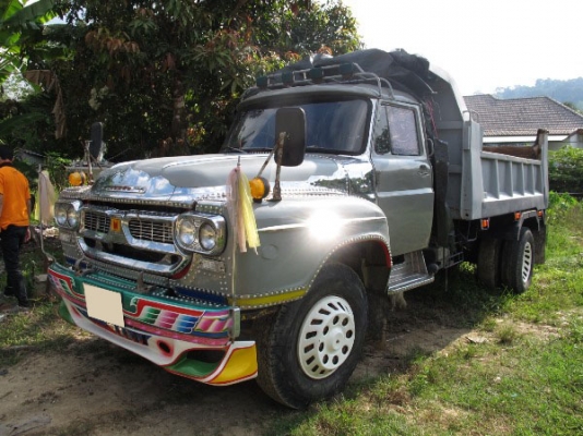 หัวยาว 6 ล้อ ISUZU TXD50 ดั้มพ์