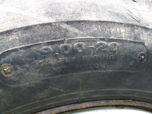 หัวยาว 6 ล้อ ISUZU TXD50 ดั้มพ์