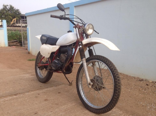 ขายรถYAMAHA DT125 MONO ไม่มีทะเบียน เครื่องดีพร้อมใช้งานครับ